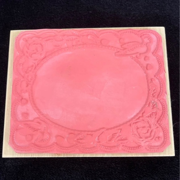 Rubber Stamp (Large Dove Frame) - Picture 2 of 3